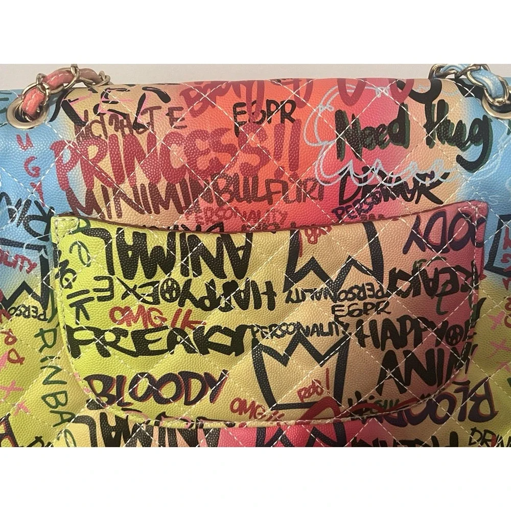 Graffiti Print Quilted Chain Shoulder Bag Turn-Lock‎ Flap Multicolor
